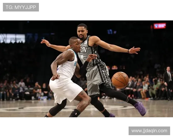 2015年NBA火箭队与篮网队精彩对决回顾及赛季亮点分析